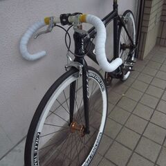 値下げ★★★ディープリム・両歯対応【ＣＡＬＬＥピストバイク・アルミフレーム】後ろタイヤ新品・バーテープ新品