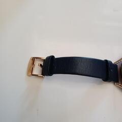 スワロフスキーの腕時計