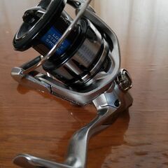シマノ　19ストラディック C3000XG　新品未使用　 スピニングリール