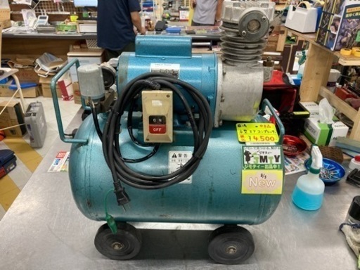 中古品 □ 麻場 小型エアコンプレッサー □ コン □ IT9K0VNQO51S