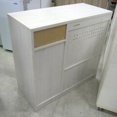 ミドルレンジボード 幅88㎝ CERISE フレンチカントリー ロータイプ 食器棚 アイボリー 木目調 札幌市東区 新道東店