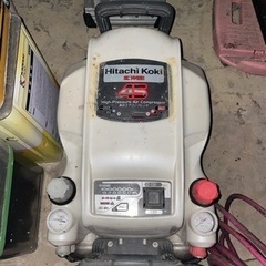 HITACHI コンプレッサー