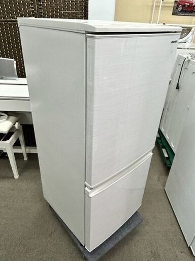 2020年製　SHARP　シャープ　ノンフロン冷凍冷蔵庫　SJ-D14F-W■137L