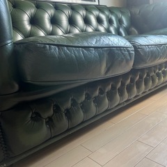チェスターフィールド3人がけソファー