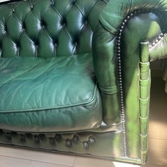 チェスターフィールド3人がけソファー