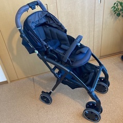 コンビ ラベリタ クラッシーネイビー