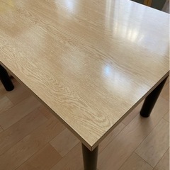 テーブル　サイズ約:長180×幅80×高70cm