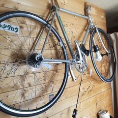 自転車2台とフレーム