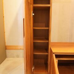 IDC OTSUKA(大塚家具)取り扱いの岡家具のアクロス ウォールナット材 テレビボードです。重厚感のあるデザインと大容量の収納が魅力のAVボードはリビングボードや壁面収納としてもおすすめ！DG506