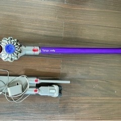 ダイソン V8 Fluffy サイクロン式 コードレスクリーナー