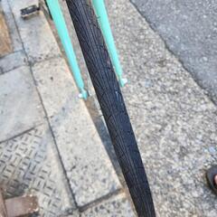 🗾🗾  WEEKENDBIKE  クロスバイク  700x28c  青  サドル  新品  7変速  後ろタイヤ  新品  配達可能