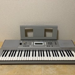 YAMAHA 電子キーボードとキーボードスタンド