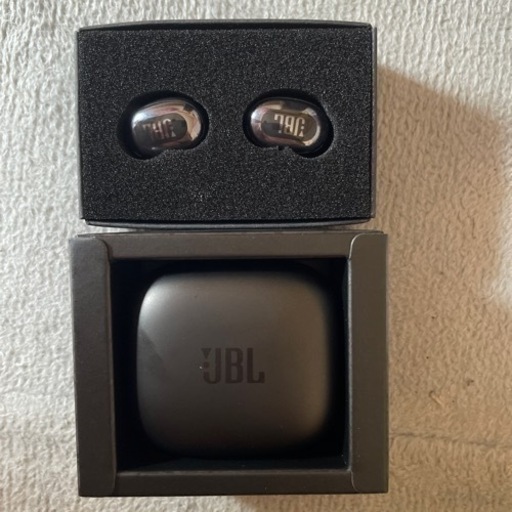 【配送可能】JBL 完全ワイヤレスイヤフォン　Bluetooth