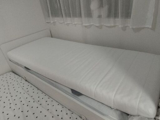 シングルベッド Ikea mattress 200*80 asvang