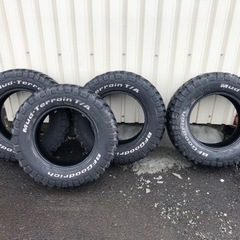 バリ山【格安】215/45R17 E70J 17×7.5J +43 114.3×5H ノア