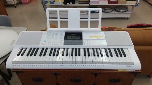 ID　069049　電子ピアノ　カシオ　LK-516