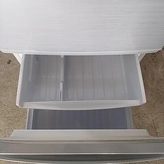 【決算セール中】2ドア冷蔵庫　2019年製　137L シャープ