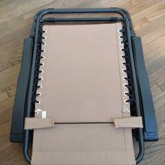 折り畳み可能　椅子2脚　8月中　西麻布　引き取りのみ