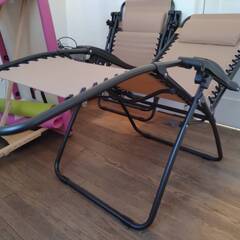 折り畳み可能　椅子2脚　8月中　西麻布　引き取りのみ