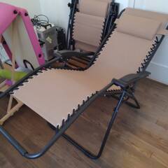 折り畳み可能　椅子2脚　8月中　西麻布　引き取りのみ