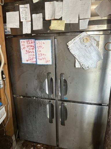 業務用4ドア冷蔵冷凍庫