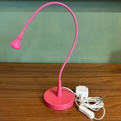 IKEA LEDテーブルライト（ピンク）
