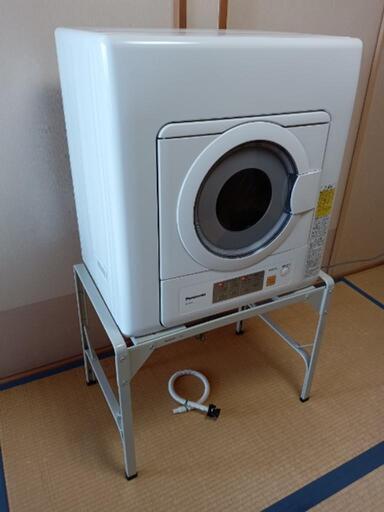 全日本送料無料 ■2021年製■パナソニック 衣類乾燥機（5kg）NH-D503 N-30U付き ツイン温風/ユニット台 乾燥機