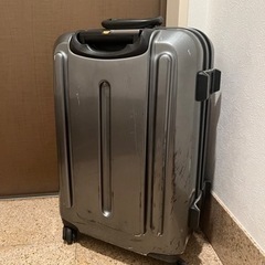 イノベーター　スーツケース
