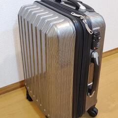 【中古】スーツケース 美品（訳あり）