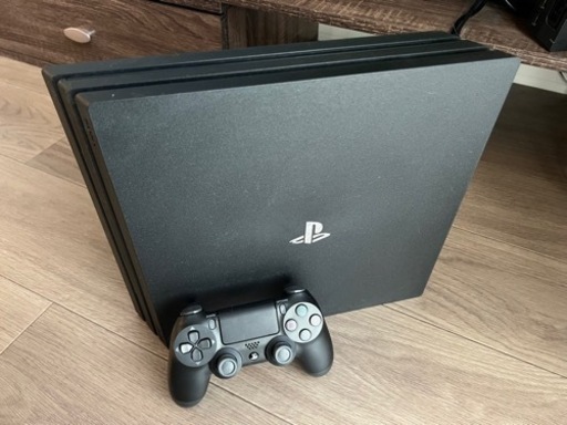 SONY PS4 Pro（ゲームx4おまけ）