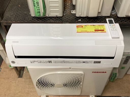 K04428　東芝　中古エアコン　主に6畳用　冷房能力　2.2KW ／ 暖房能力　2.2KW