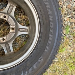 ほぼ未使用 215/65/R16 GRAND TREK（スタッドレス） & ホイール（16×5 1/2 JJ）　4本セット