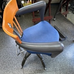 美容室のイタリア製セット椅子 昇降式