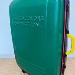 ベネトン　スーツケース