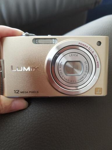 Panasonic　LUMIX  DMC-FX60 ゴールド