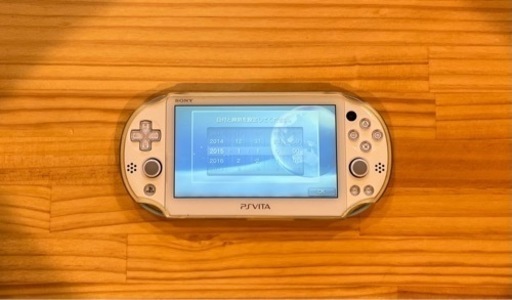 お盆休み特価　PS Vita   水色