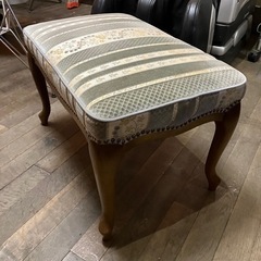 北海道　帯広　アンティーク　スツール　オールド　マルニ