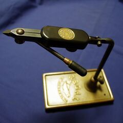 《フライタイイング用品》の出品です