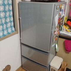 【ネット決済】3ドア冷蔵庫　272L