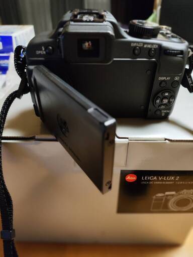 ★配送可能★　Leica V-Lux 2