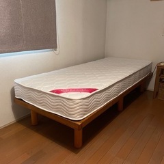 【ネット決済】木製　セミシングルベッド