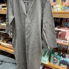 ユニクロのお洋服　1枚は50円です　1️⃣