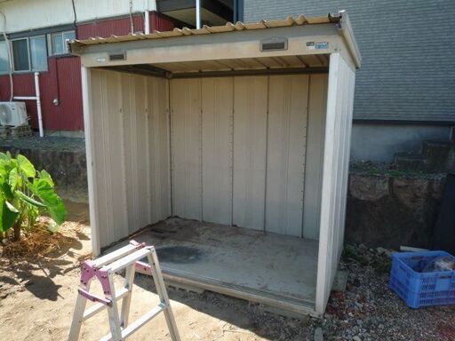 販売済みです イナバ大型物置 難アリで格安 