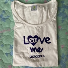 新品未使用　アディダスTシャツ　adidas