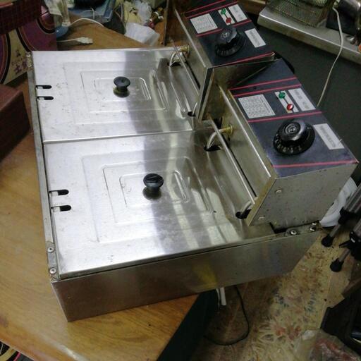 値下げ電気フライヤー ニチワ １、７キロｗ2糟