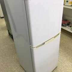 (k)ハイセンス 2ドア冷凍冷蔵庫 HR-B106JW 106L...