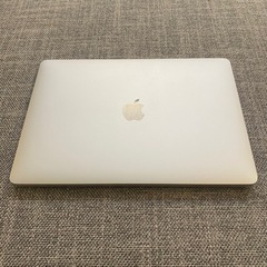 【ネット決済・配送可】【ほぼ新品】MacBook Air 202...