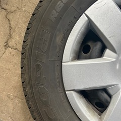 195／80R15 107／105L ブリジストン  鉄ホイール付き