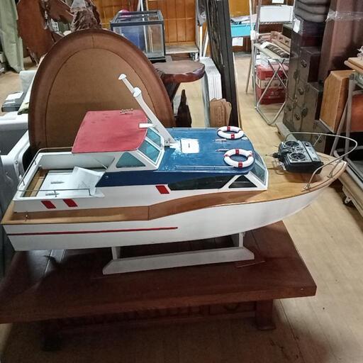レトロ　船　ラジコン　ボート　木製 昭和レトロ⁄木製クルーザー船の模型⁄ボート⁄全長約100cm⁄幅約38cm⁄台座付