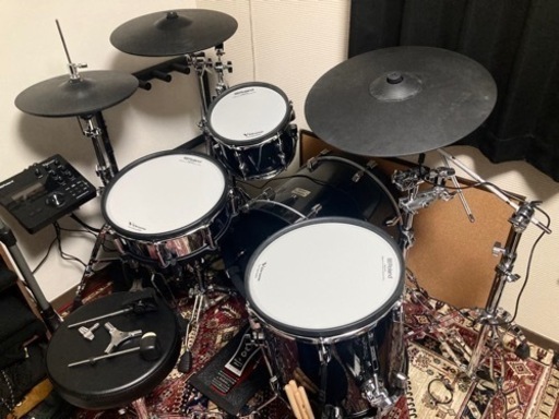 Roland VADシリーズ 電子ドラム 付属品多数(防振対策グッズなども) Roland VADシリーズ 電子ドラム 付属品多数(防振対策グッズなども)
